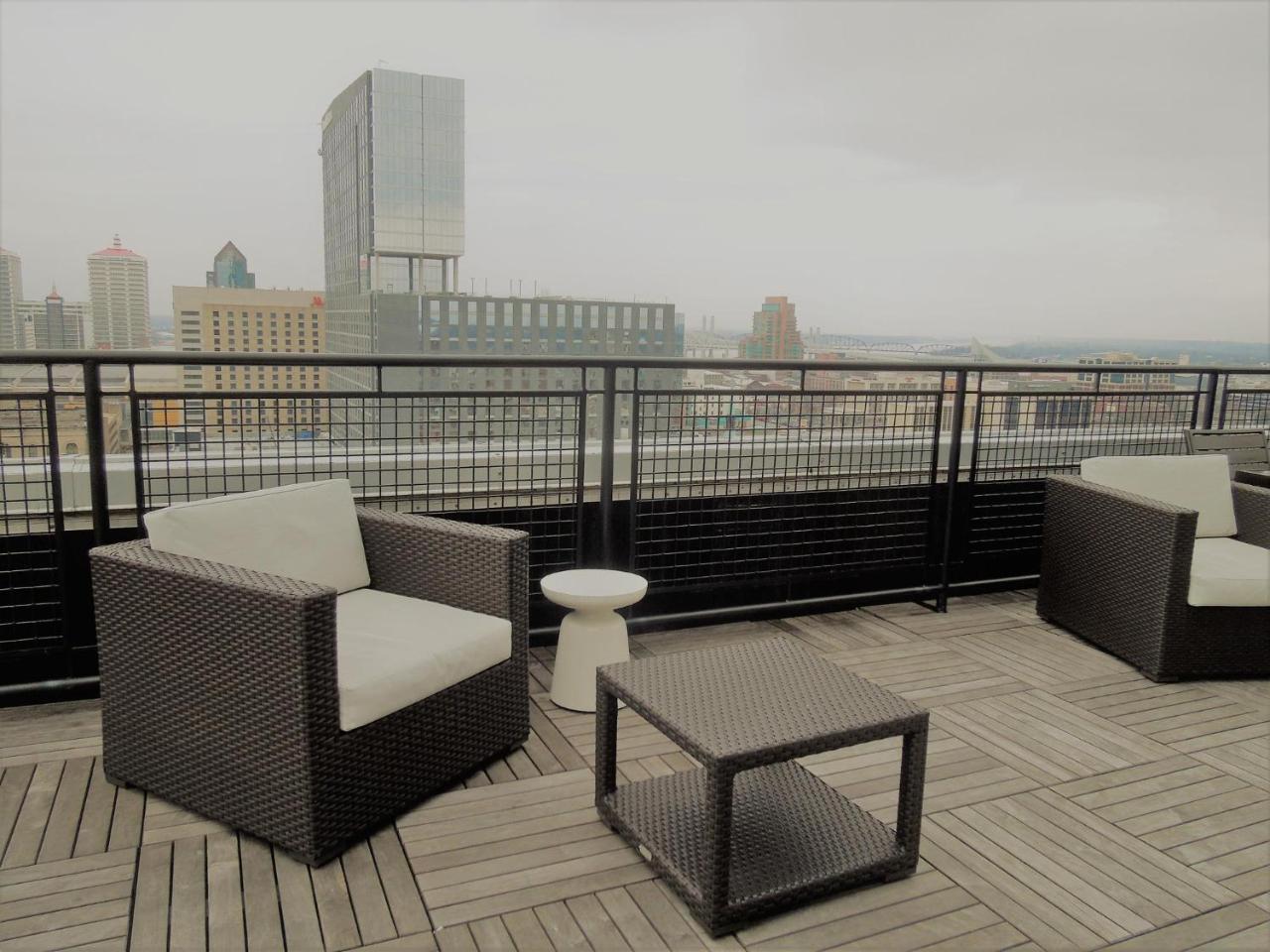 High Rise Downtown Venue Apartment Louisville-Jefferson County Extérieur photo